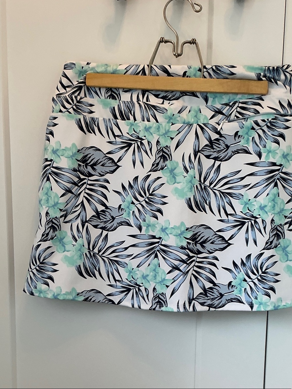 Tommy Bahama White Skort with Mint and Navy Tropical Print